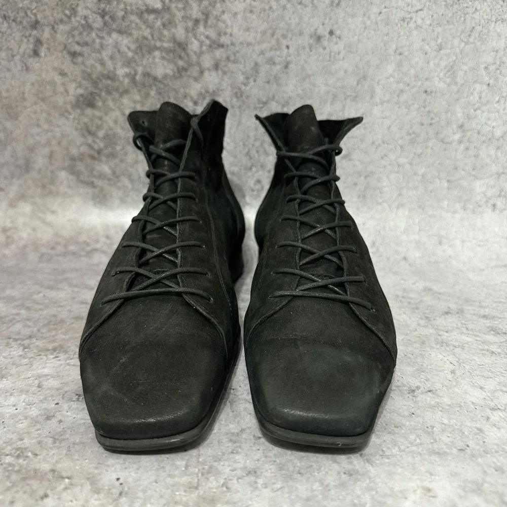 John Fluevog Henley Boots Mens 10 Black Suede Square Toe Lace Up Ankle Boots